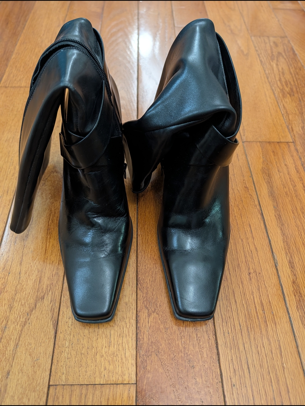 Women's Black Square-Toe Leather Knee High Boots